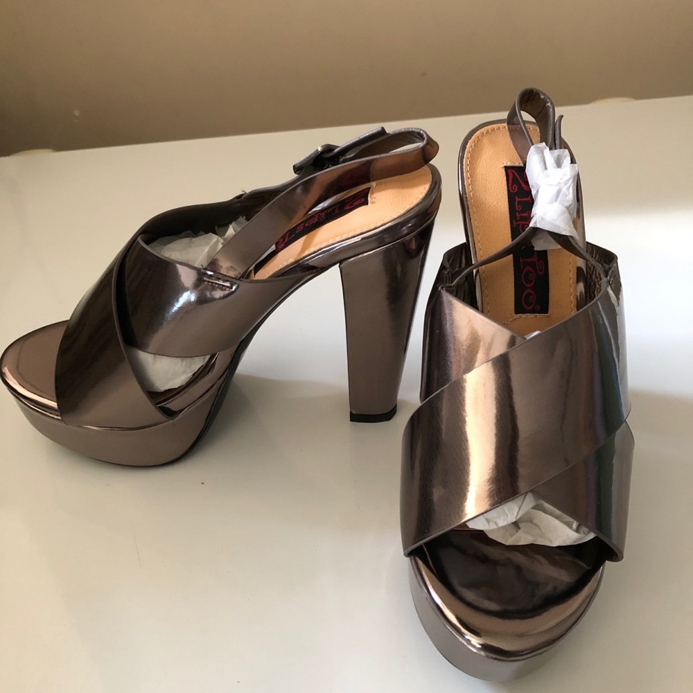 2 Lips Too silver bronze open toe platform pumps